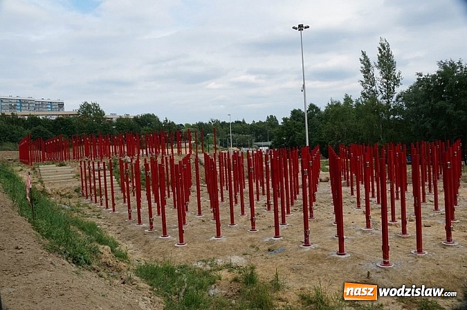 Zdjęcie w galerii na portalu naszwodzislaw.com: Co dzieje się na placu budowy Rodzinnego Parku Rozrywki? wiadomości z regionu