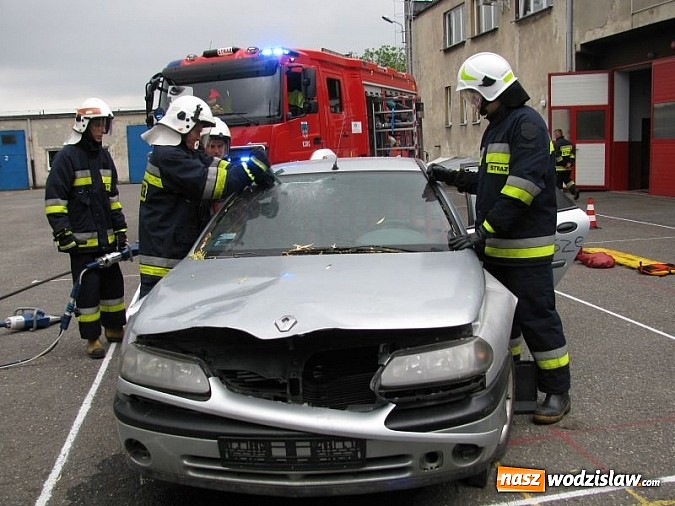 Zdjęcie w galerii na portalu naszwodzislaw.com: Strażacy doskonalili swoje umiejętności  wiadomości z regionu