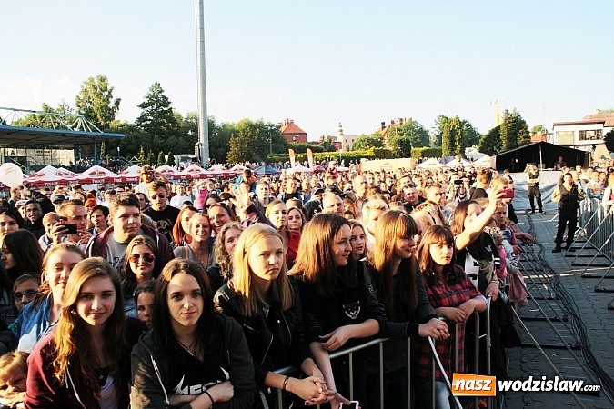 Zdjęcie w galerii na portalu naszwodzislaw.com: Agnieszka Chylińska gwiazdą wieczoru tegorocznych Dni Wodzisławia Śląskiego wiadomości z regionu