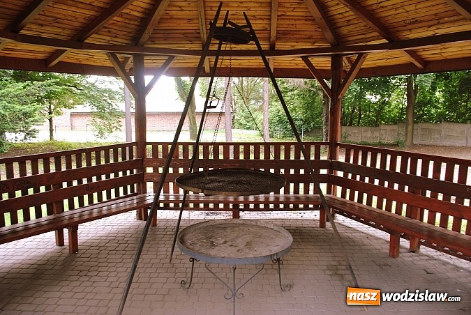 Zdjęcie w galerii na portalu naszwodzislaw.com: Odnowiono park wok&oacute;ł Willi Dyrektora w Radlinie wiadomości z regionu