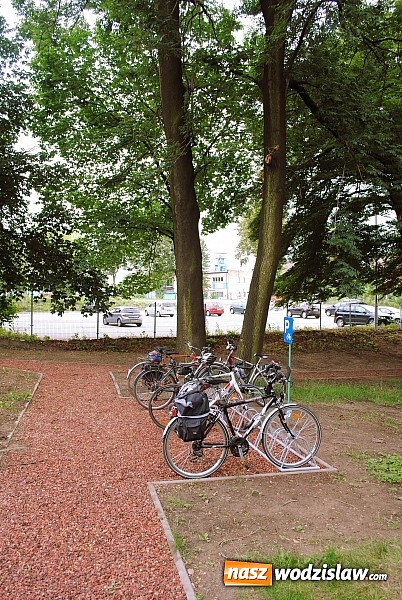 Zdjęcie w galerii na portalu naszwodzislaw.com: Odnowiono park wok&oacute;ł Willi Dyrektora w Radlinie wiadomości z regionu