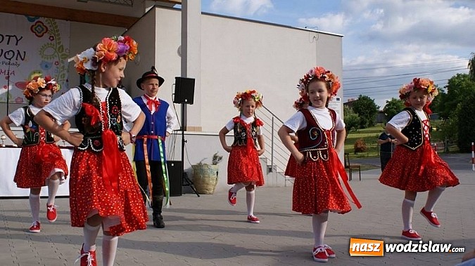 Zdjęcie w galerii na portalu naszwodzislaw.com: Złoty Dzwon dla gorzyczan w Przeglądzie Zespołów Śpiewaczych im. Józefa Pękały  wiadomości z regionu