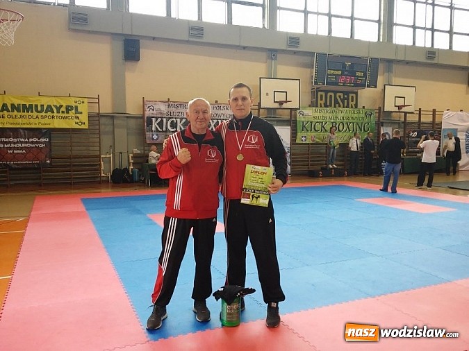 Zdjęcie w galerii na portalu naszwodzislaw.com: Sukces wodzisławskiego policjanta na Mistrzostwa Polski Służb Mundurowych w Kickboxingu wiadomości z regionu