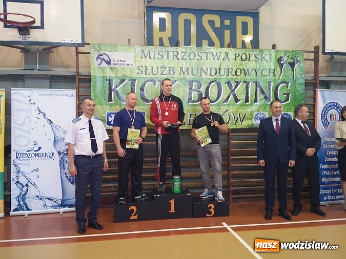 Zdjęcie w galerii na portalu naszwodzislaw.com: Sukces wodzisławskiego policjanta na Mistrzostwa Polski Służb Mundurowych w Kickboxingu wiadomości z regionu
