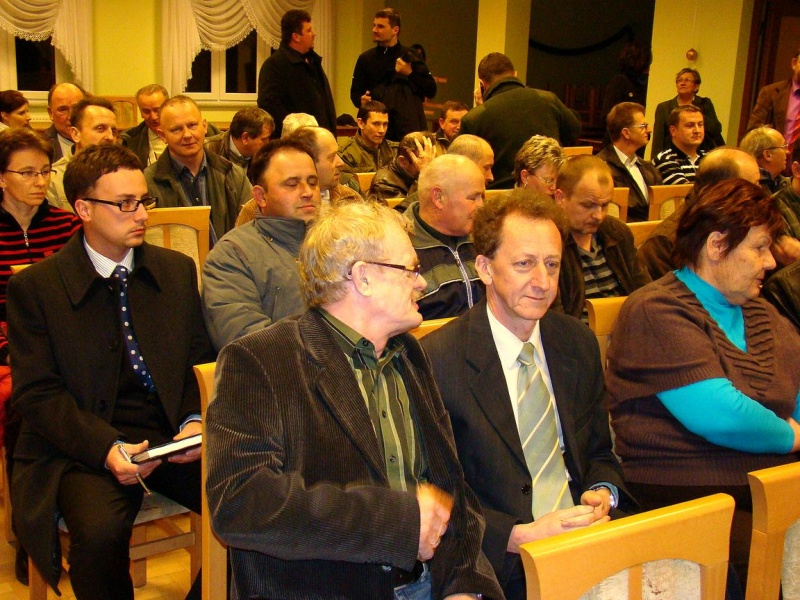 Zdjęcie w galerii na portalu naszwodzislaw.com: Mają siedzieć cicho, bo nie są stroną wiadomości z regionu