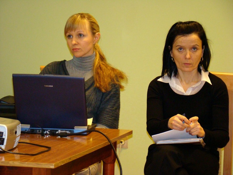 Zdjęcie w galerii na portalu naszwodzislaw.com: Mają siedzieć cicho, bo nie są stroną wiadomości z regionu