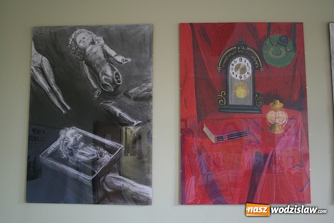 Zdjęcie w galerii na portalu naszwodzislaw.com: Tłumy w Państwowym Ognisku Plstycznym im. Ludwika Konarzewskiego  wiadomości z regionu