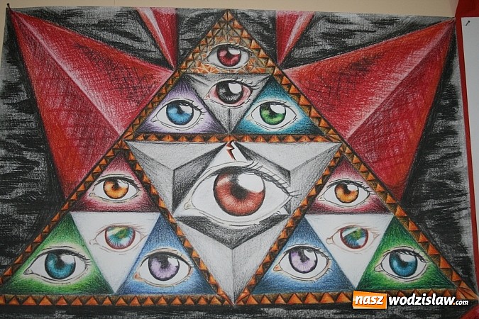 Zdjęcie w galerii na portalu naszwodzislaw.com: Tłumy w Państwowym Ognisku Plstycznym im. Ludwika Konarzewskiego  wiadomości z regionu