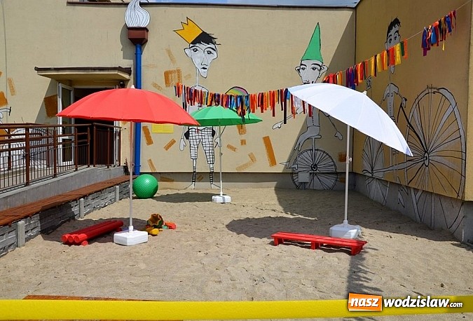 Zdjęcie w galerii na portalu naszwodzislaw.com: Mały Park Bezpiecznej Rozrywki powstał przy szkole specjalnej w Wodzisławiu Śl. wiadomości z regionu