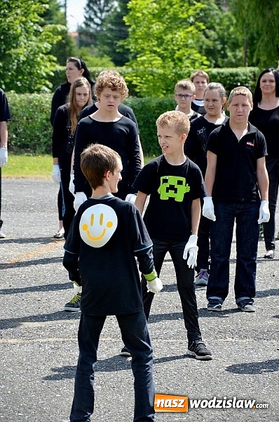 Zdjęcie w galerii na portalu naszwodzislaw.com: Mały Park Bezpiecznej Rozrywki powstał przy szkole specjalnej w Wodzisławiu Śl. wiadomości z regionu