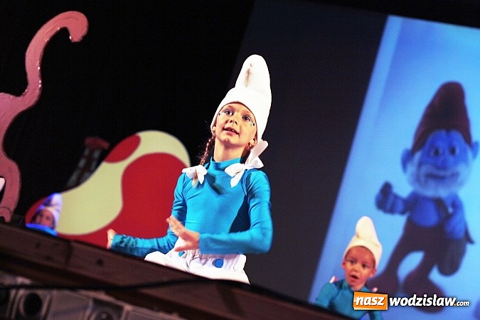 Zdjęcie w galerii na portalu naszwodzislaw.com: Zespół Miraż w oscarowej konwencji zatańczył w Wodzisławskim Centrum Kultury wiadomości z regionu