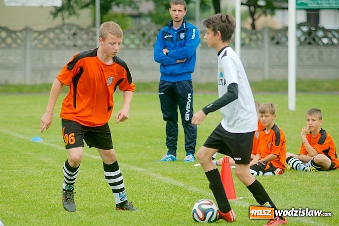 Zdjęcie w galerii na portalu naszwodzislaw.com: Twork&oacute;w Cup 2015: Emocjonujące potyczki w Tworkowie. Piłkarze MKP Odra Wodzisław na podium wiadomości z regionu