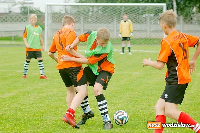 Zdjęcie w galerii na portalu naszwodzislaw.com: Twork&oacute;w Cup 2015: Emocjonujące potyczki w Tworkowie. Piłkarze MKP Odra Wodzisław na podium wiadomości z regionu