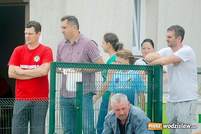 Zdjęcie w galerii na portalu naszwodzislaw.com: Twork&oacute;w Cup 2015: Emocjonujące potyczki w Tworkowie. Piłkarze MKP Odra Wodzisław na podium wiadomości z regionu