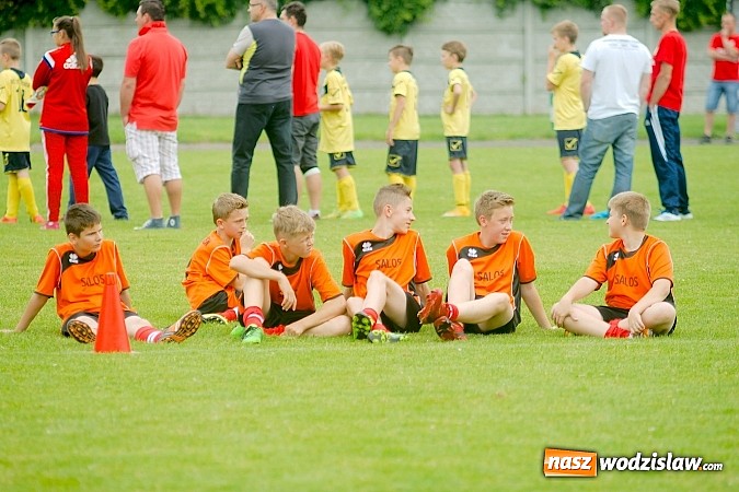 Zdjęcie w galerii na portalu naszwodzislaw.com: Twork&oacute;w Cup 2015: Emocjonujące potyczki w Tworkowie. Piłkarze MKP Odra Wodzisław na podium wiadomości z regionu