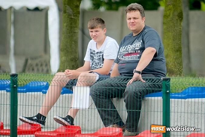 Zdjęcie w galerii na portalu naszwodzislaw.com: Twork&oacute;w Cup 2015: Emocjonujące potyczki w Tworkowie. Piłkarze MKP Odra Wodzisław na podium wiadomości z regionu