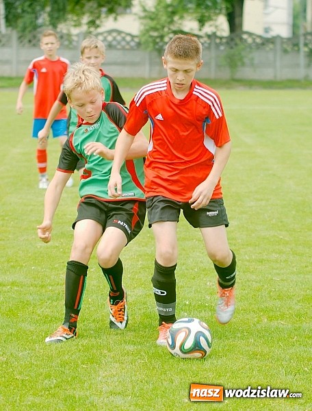 Zdjęcie w galerii na portalu naszwodzislaw.com: Twork&oacute;w Cup 2015: Emocjonujące potyczki w Tworkowie. Piłkarze MKP Odra Wodzisław na podium wiadomości z regionu