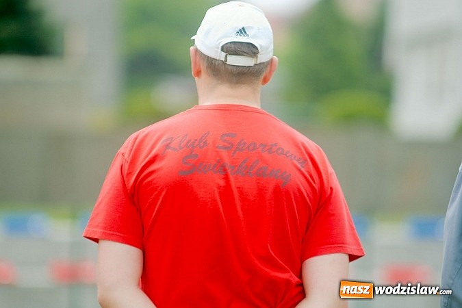 Zdjęcie w galerii na portalu naszwodzislaw.com: Twork&oacute;w Cup 2015: Emocjonujące potyczki w Tworkowie. Piłkarze MKP Odra Wodzisław na podium wiadomości z regionu