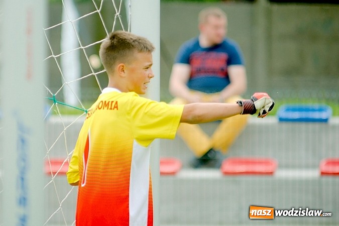 Zdjęcie w galerii na portalu naszwodzislaw.com: Twork&oacute;w Cup 2015: Emocjonujące potyczki w Tworkowie. Piłkarze MKP Odra Wodzisław na podium wiadomości z regionu