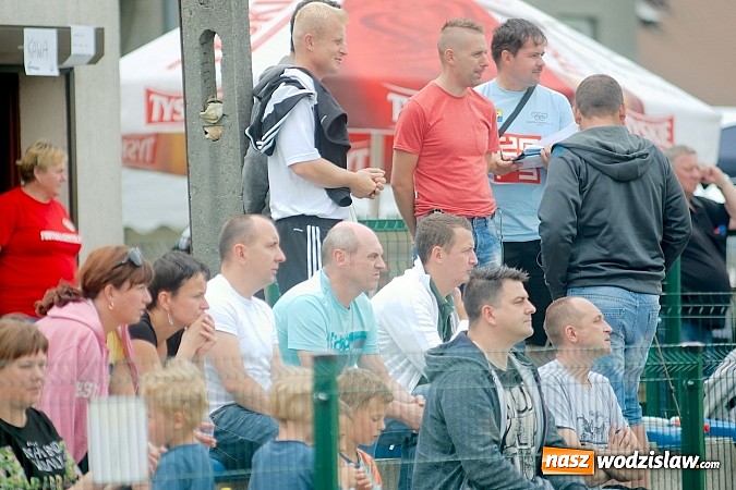 Zdjęcie w galerii na portalu naszwodzislaw.com: Twork&oacute;w Cup 2015: Emocjonujące potyczki w Tworkowie. Piłkarze MKP Odra Wodzisław na podium wiadomości z regionu