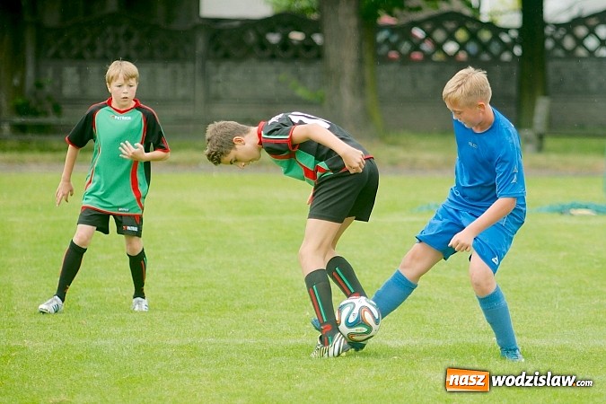 Zdjęcie w galerii na portalu naszwodzislaw.com: Twork&oacute;w Cup 2015: Emocjonujące potyczki w Tworkowie. Piłkarze MKP Odra Wodzisław na podium wiadomości z regionu