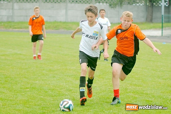 Zdjęcie w galerii na portalu naszwodzislaw.com: Twork&oacute;w Cup 2015: Emocjonujące potyczki w Tworkowie. Piłkarze MKP Odra Wodzisław na podium wiadomości z regionu