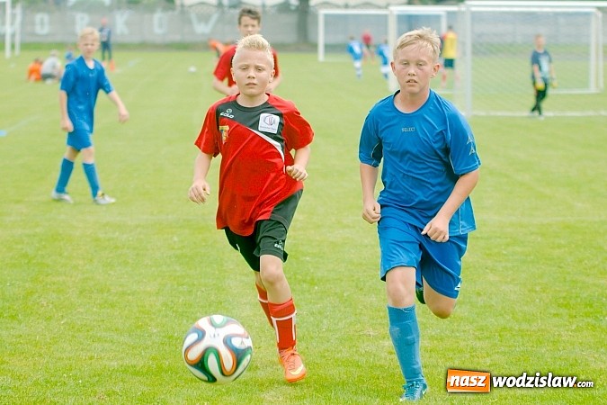 Zdjęcie w galerii na portalu naszwodzislaw.com: Twork&oacute;w Cup 2015: Emocjonujące potyczki w Tworkowie. Piłkarze MKP Odra Wodzisław na podium wiadomości z regionu