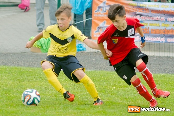 Zdjęcie w galerii na portalu naszwodzislaw.com: Twork&oacute;w Cup 2015: Emocjonujące potyczki w Tworkowie. Piłkarze MKP Odra Wodzisław na podium wiadomości z regionu