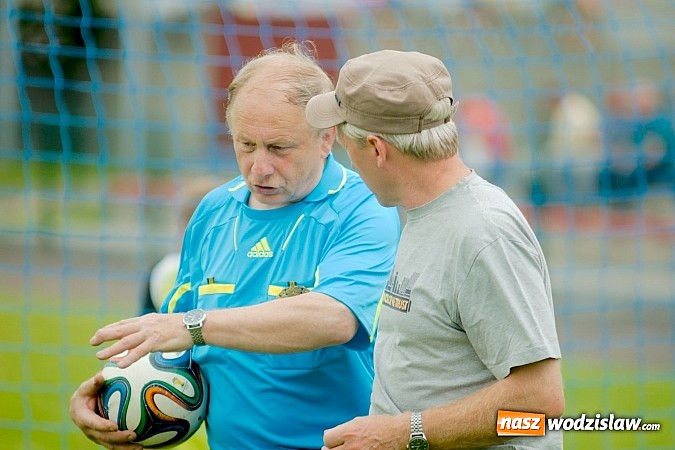 Zdjęcie w galerii na portalu naszwodzislaw.com: Twork&oacute;w Cup 2015: Emocjonujące potyczki w Tworkowie. Piłkarze MKP Odra Wodzisław na podium wiadomości z regionu