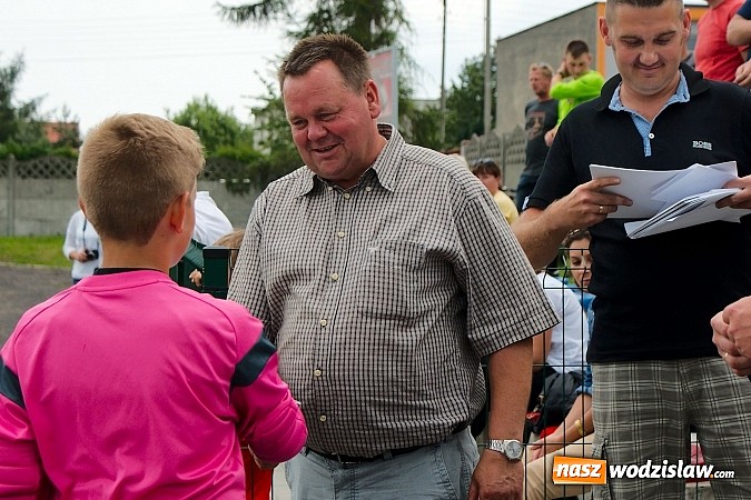 Zdjęcie w galerii na portalu naszwodzislaw.com: Twork&oacute;w Cup 2015: Emocjonujące potyczki w Tworkowie. Piłkarze MKP Odra Wodzisław na podium wiadomości z regionu