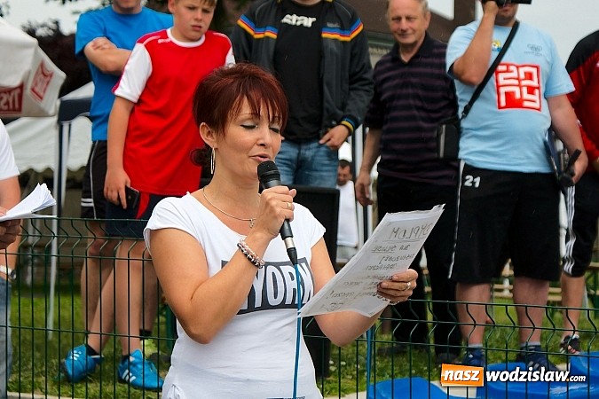 Zdjęcie w galerii na portalu naszwodzislaw.com: Twork&oacute;w Cup 2015: Emocjonujące potyczki w Tworkowie. Piłkarze MKP Odra Wodzisław na podium wiadomości z regionu