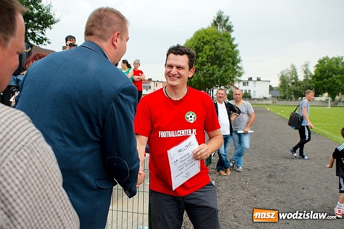 Zdjęcie w galerii na portalu naszwodzislaw.com: Twork&oacute;w Cup 2015: Emocjonujące potyczki w Tworkowie. Piłkarze MKP Odra Wodzisław na podium wiadomości z regionu