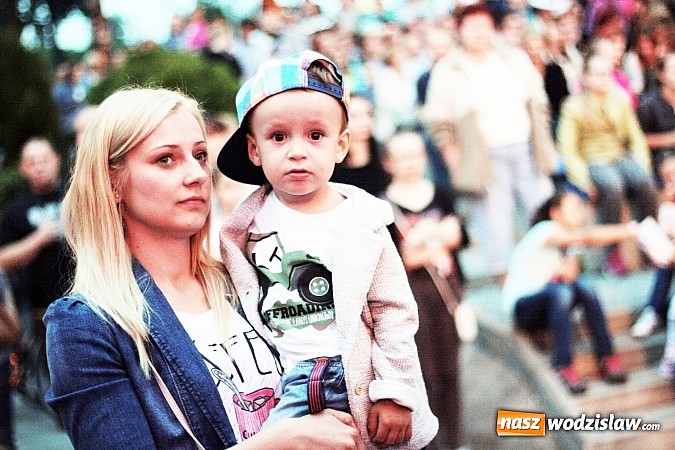 Zdjęcie w galerii na portalu naszwodzislaw.com: Liber i Natalia Szroeder gwiazdą wieczoru tegorocznych Dni Godowa wiadomości z regionu