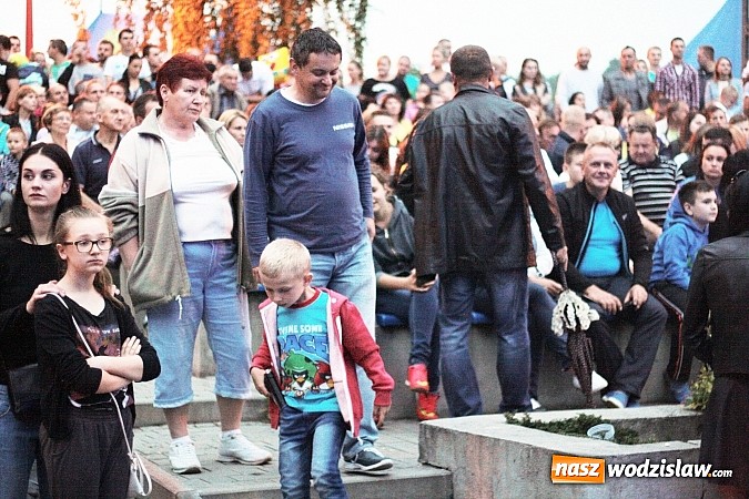 Zdjęcie w galerii na portalu naszwodzislaw.com: Liber i Natalia Szroeder gwiazdą wieczoru tegorocznych Dni Godowa wiadomości z regionu