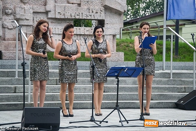 Zdjęcie w galerii na portalu naszwodzislaw.com: Rydułtowskie tancerki przegoniły złą pogodę wiadomości z regionu