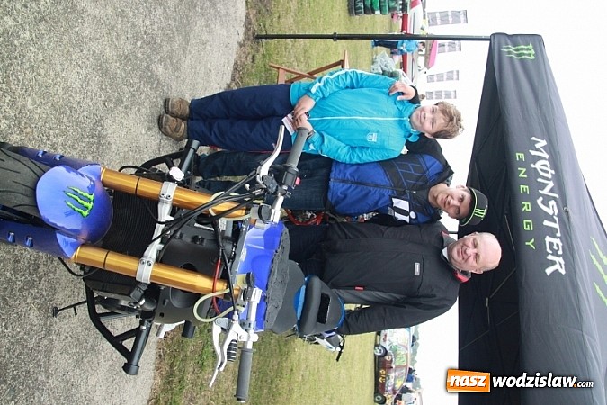 Zdjęcie w galerii na portalu naszwodzislaw.com: Rafał Pasierbek na Automaster Show 2015  wiadomości z regionu