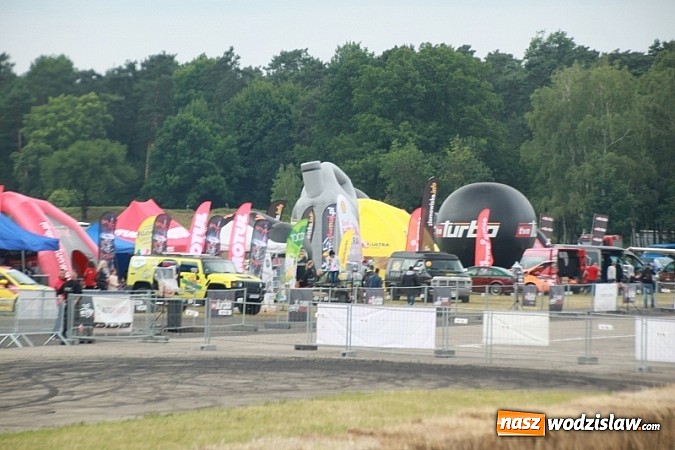 Zdjęcie w galerii na portalu naszwodzislaw.com: Rafał Pasierbek na Automaster Show 2015  wiadomości z regionu