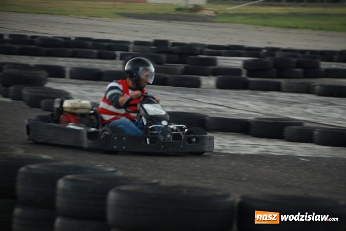 Zdjęcie w galerii na portalu naszwodzislaw.com: Rafał Pasierbek na Automaster Show 2015  wiadomości z regionu
