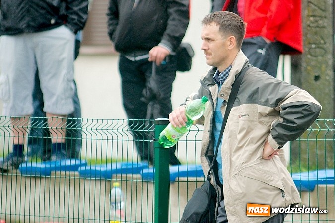 Zdjęcie w galerii na portalu naszwodzislaw.com: Tworków Cup 2015: Deszczowy drugi dzień piłkarskich zmagań. Naprzód lepszy od Startu. Puchar pojechał do Rydułtów wiadomości z regionu
