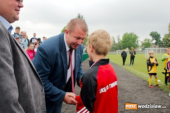 Zdjęcie w galerii na portalu naszwodzislaw.com: Tworków Cup 2015: Deszczowy drugi dzień piłkarskich zmagań. Naprzód lepszy od Startu. Puchar pojechał do Rydułtów wiadomości z regionu