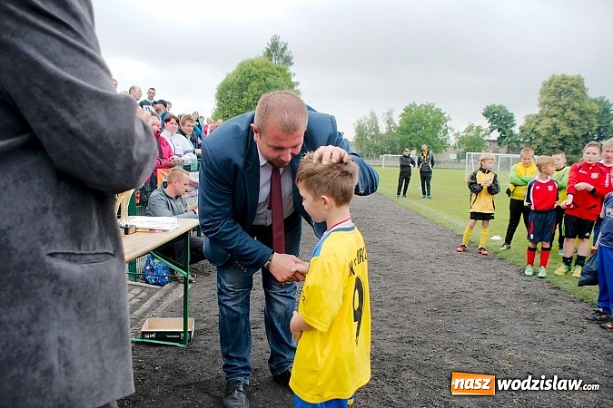 Zdjęcie w galerii na portalu naszwodzislaw.com: Tworków Cup 2015: Deszczowy drugi dzień piłkarskich zmagań. Naprzód lepszy od Startu. Puchar pojechał do Rydułtów wiadomości z regionu