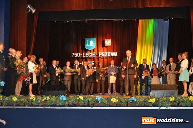 Zdjęcie w galerii na portalu naszwodzislaw.com: XX lat Samorządności i II międzynarodowy Zjazd Pszowików	 wiadomości z regionu