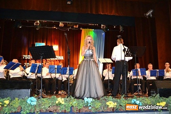 Zdjęcie w galerii na portalu naszwodzislaw.com: XX lat Samorządności i II międzynarodowy Zjazd Pszowików	 wiadomości z regionu