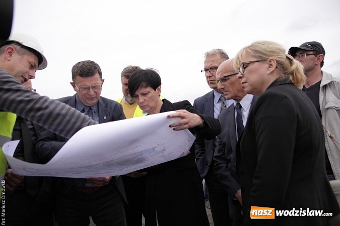 Zdjęcie w galerii na portalu naszwodzislaw.com: Zbiornik Racibórz. W 2018 roku przecięcie wstęgi wiadomości z regionu