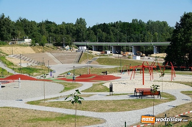 Zdjęcie w galerii na portalu naszwodzislaw.com: Rodzinny Park Rozrywki z lotu ptaka wiadomości z regionu