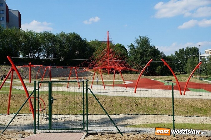 Zdjęcie w galerii na portalu naszwodzislaw.com: Rodzinny Park Rozrywki z lotu ptaka wiadomości z regionu