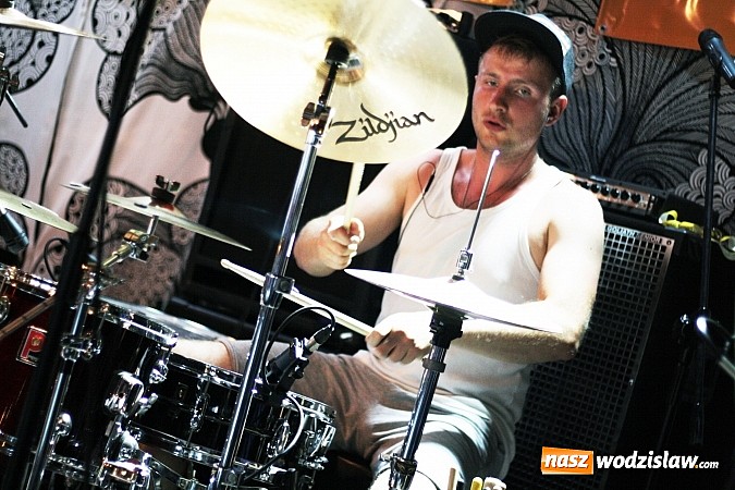 Zdjęcie w galerii na portalu naszwodzislaw.com: W Olzie w klimatach reggae i rocka rozpoczęto wakacje wiadomości z regionu