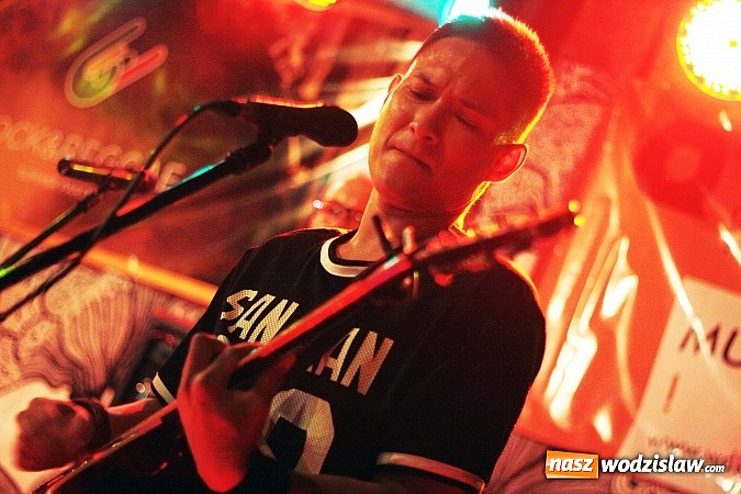 Zdjęcie w galerii na portalu naszwodzislaw.com: W Olzie w klimatach reggae i rocka rozpoczęto wakacje wiadomości z regionu