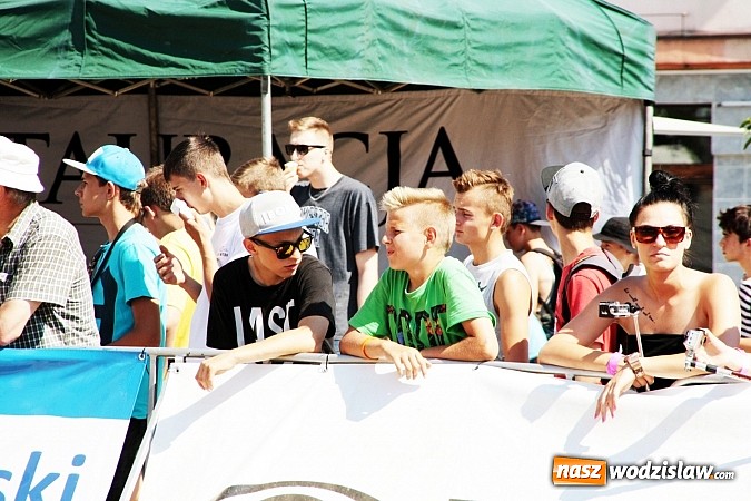 Zdjęcie w galerii na portalu naszwodzislaw.com: Niesamowite sportowe emocje zagościły na wodzisławski rynek wiadomości z regionu