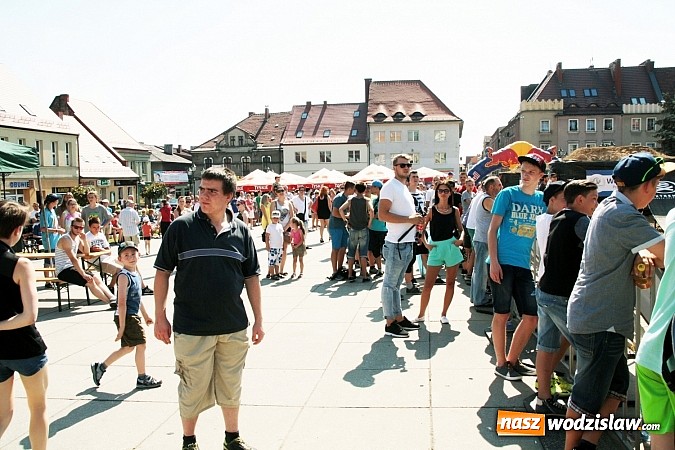 Zdjęcie w galerii na portalu naszwodzislaw.com: Niesamowite sportowe emocje zagościły na wodzisławski rynek wiadomości z regionu